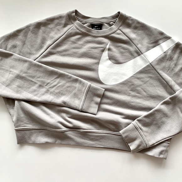 Nike Dri-Fit Swoosh Cropped Sweatshirt - Picture 4 of 7